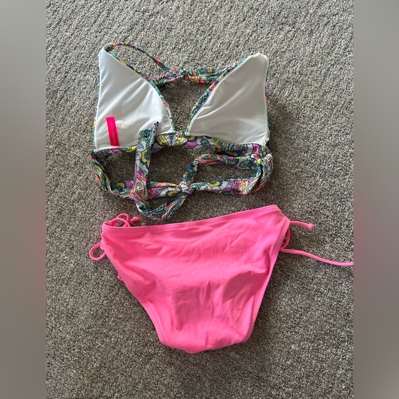 Victoria Secret Bikini - Picture 2 of 4